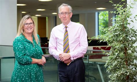Charities Lawyers .